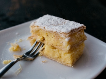 Perché la torta diplomatica si chiama così? Origini e varianti